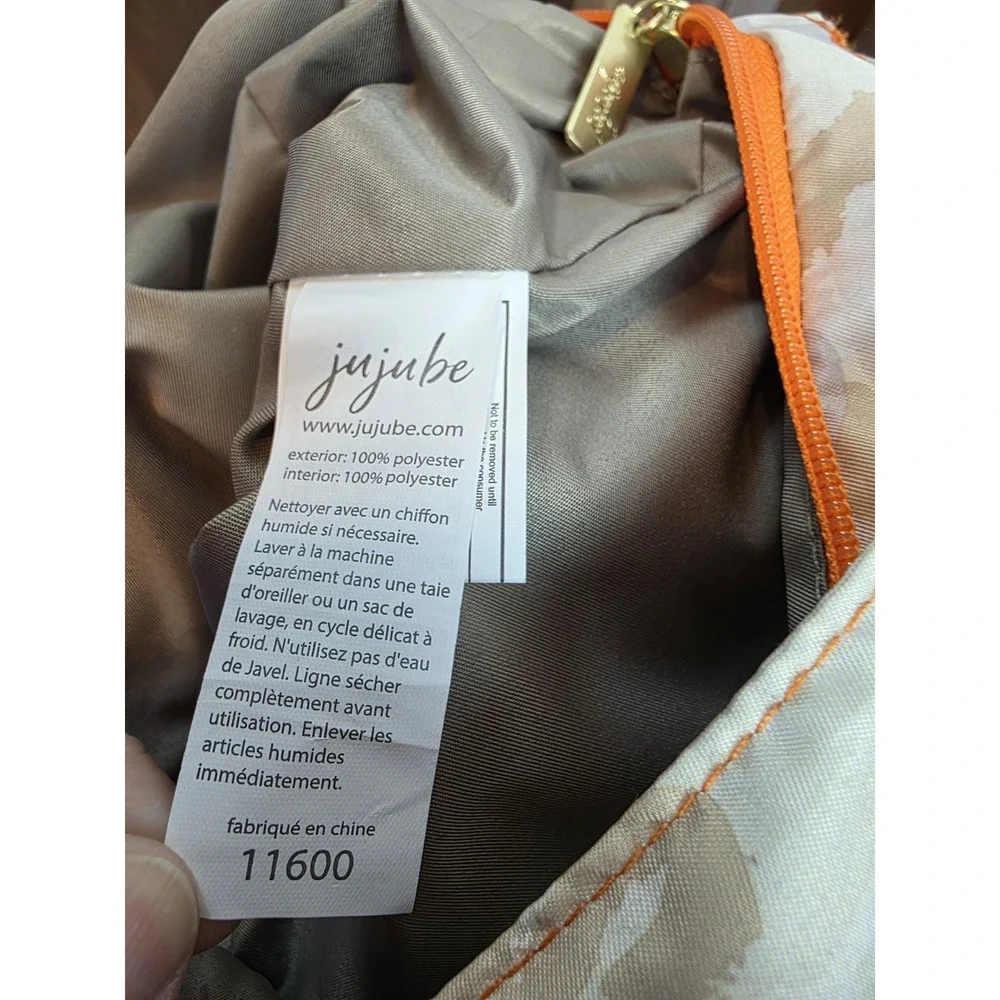 JuJuBe Be Light tote bag in the 